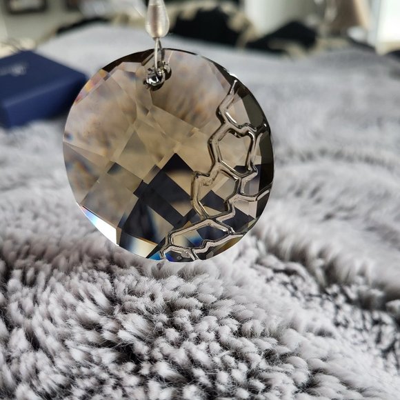 Swarovski Crystal Society window hanging - Picture 3 of 3